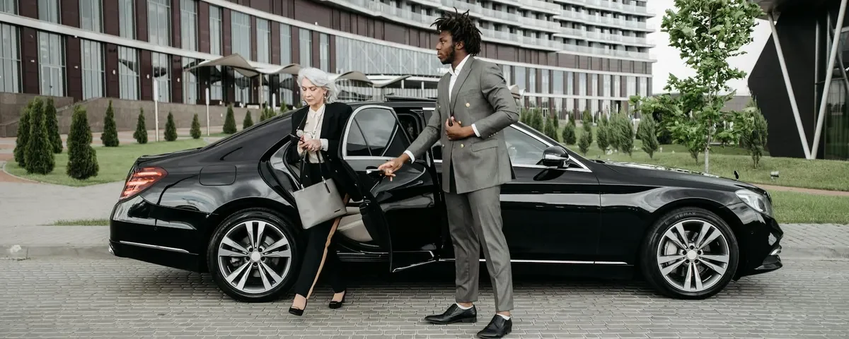 Luxury SUV chauffeur service for Denver to Breckenridge transportation